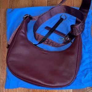 Elegant Burgundy Baggu Bag